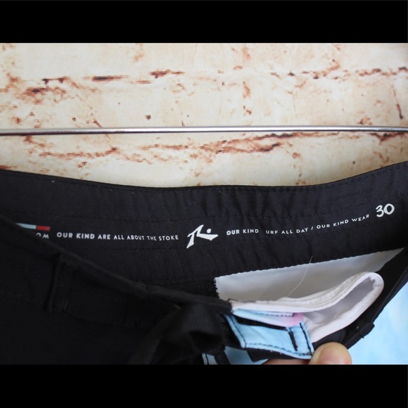 Rusty | Men’s Tie Dye Colorblock Swim Trunks - Picture 4 of 7